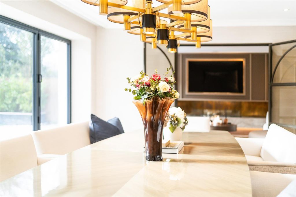 Additional image 12 of 5 bed detached house for saleWoodmansterne Lane, Banstead SM7