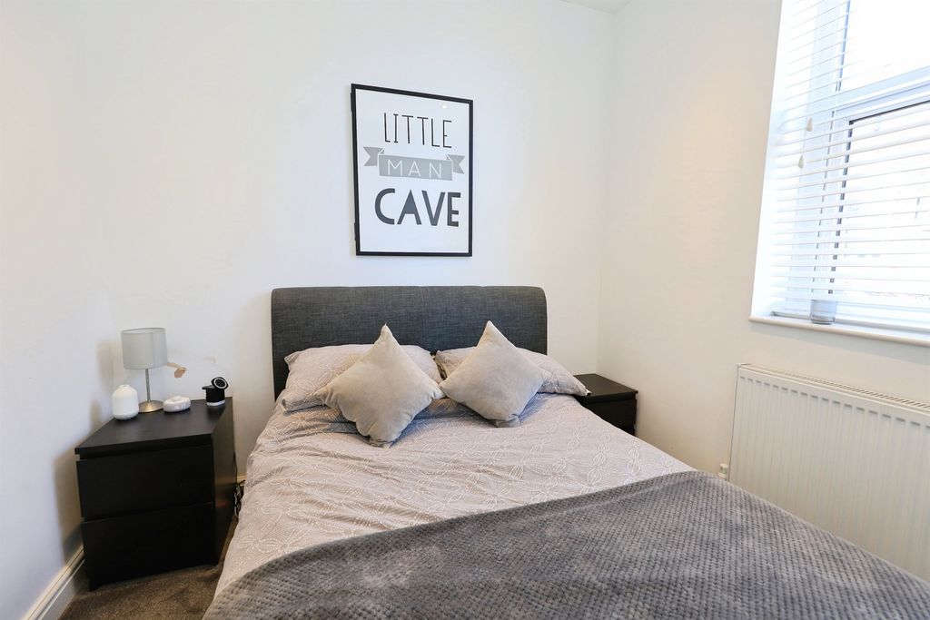 Additional image 10 of 2 bed flat for salePlimsoll Street, Kidderminster DY11