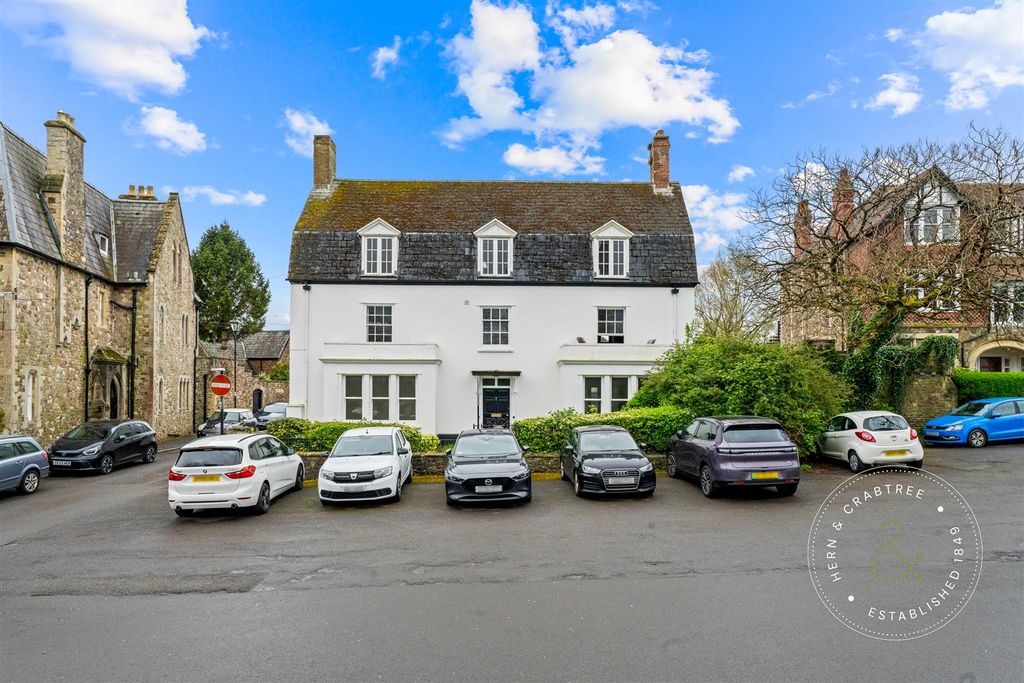 Additional image 46 of 2 bed flat for saleYr Hen Dy, The Cathedral Green, Llandaff, Cardiff CF5