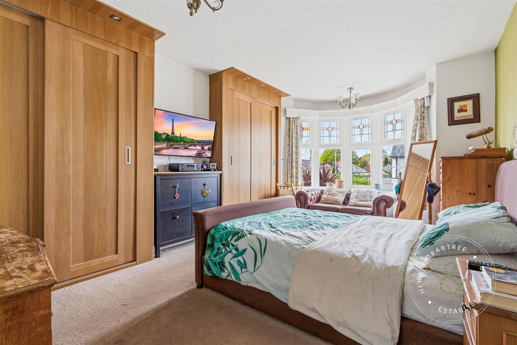 Additional image 8 of 4 bed detached house for salePencisely Crescent, Llandaff, Cardiff CF5