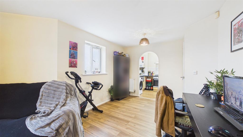 Additional image 4 of 1 bed flat for saleBay Avenue, Bilston WV14