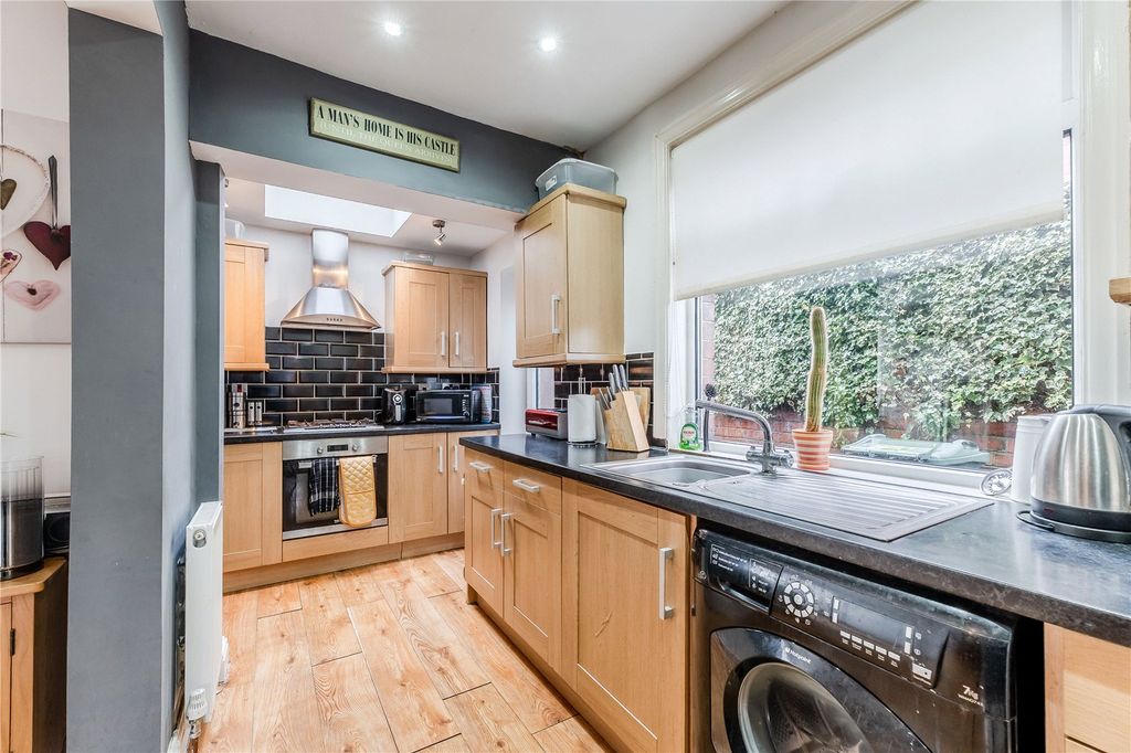 Additional image 4 of 3 bed semi-detached house for saleGreenville Avenue, Leeds, West Yorkshire LS12