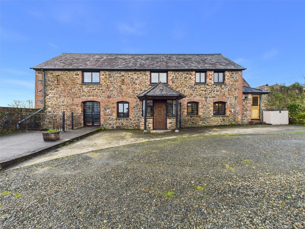 4 bed barn conversion for saleBradford, Holsworthy, Devon EX22 photo 2