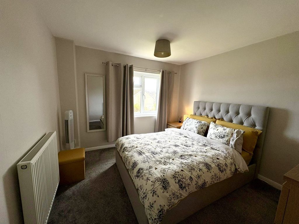 Additional image 4 of 2 bed flat for salePriory Close, Ilkeston DE7