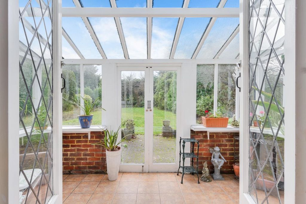 Additional image 3 of 3 bed detached house for saleFiddicroft Avenue, Banstead SM7
