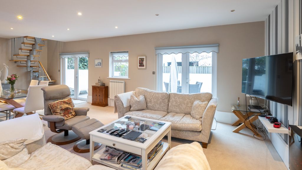 Additional image 20 of 2 bed terraced house for saleDicq Road, St. Saviour, Jersey JE2