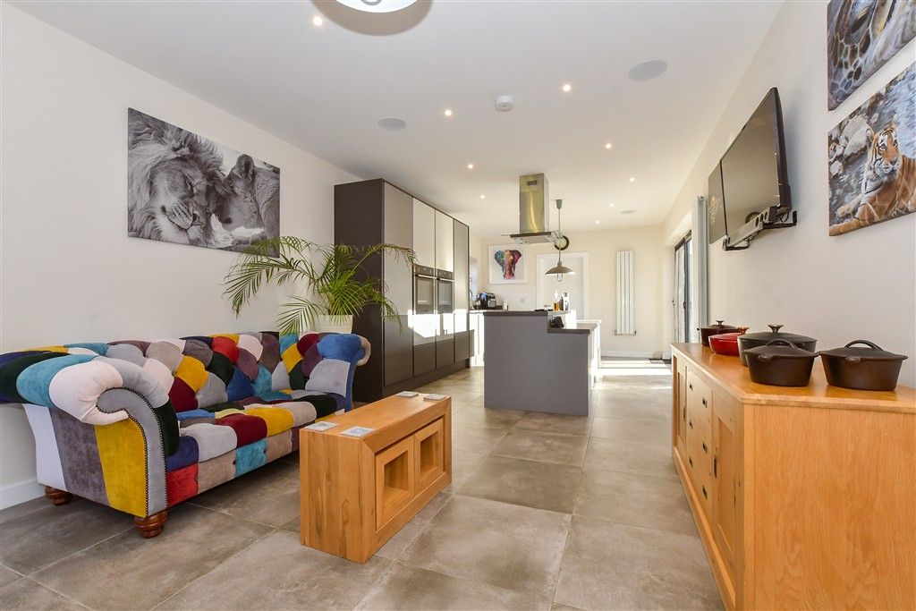 Additional image 5 of 5 bed chalet for saleGrenham Bay Avenue, Minnis Bay, Birchington, Kent CT7