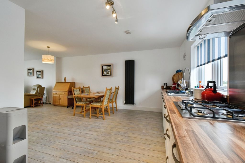 Additional image 12 of 4 bed town house for saleBwlchygwynt, Llanelli, Carmarthenshire SA15