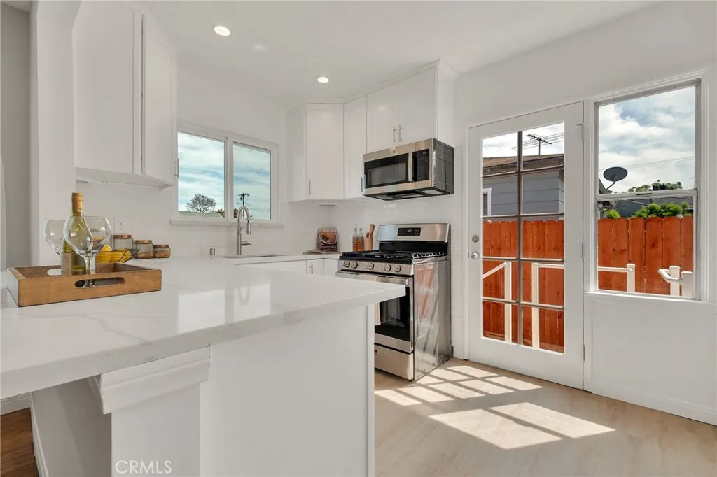 Additional image 54 of 3827 Lomina Ave, Long Beach, CA 90808