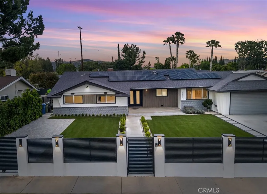Additional image 3 of 17831 Fullerfarm Street, Northridge, CA 91325