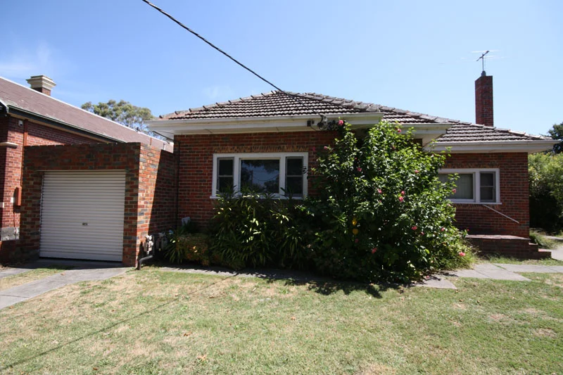 1/14 Kingsley Street, Camberwell VIC 3124
