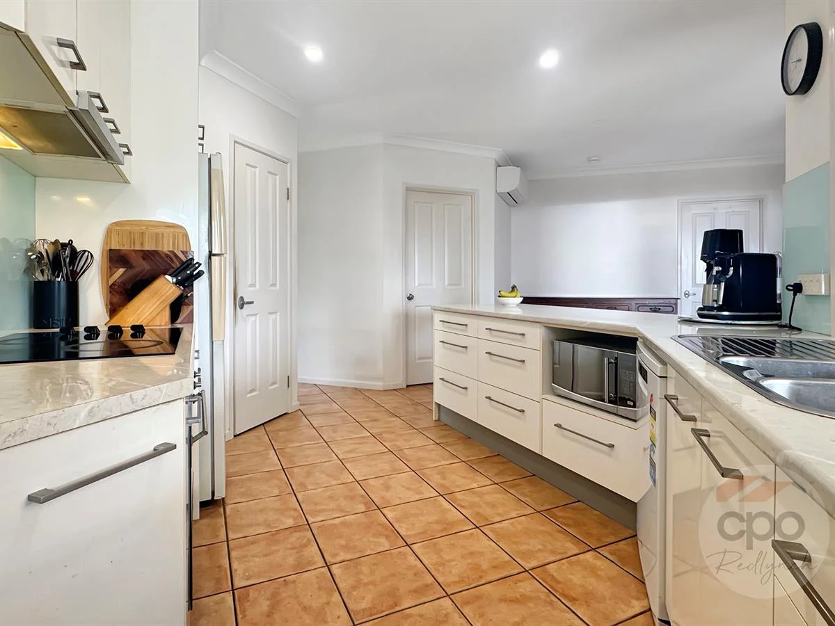 Additional image 3 of 8 Pepperwood Close, Redlynch QLD 4870