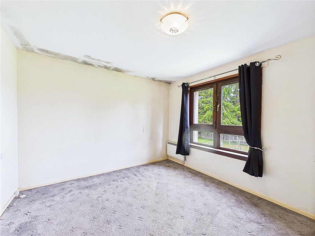 Additional image 5 of 2 bed flat for sale35 Coppice Court, Grantown On Spey PH26