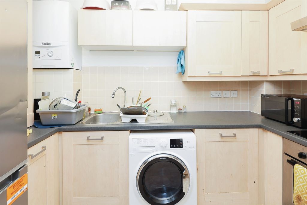 Additional image 6 of 2 bed flat for saleHeath End Road, Nuneaton CV10