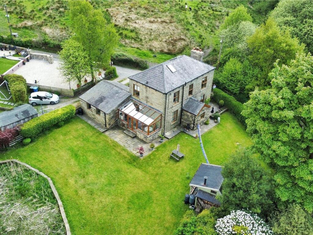 Lodge Bank House, Boarsgreave Lane, Cowpe, Rossendale, BB4