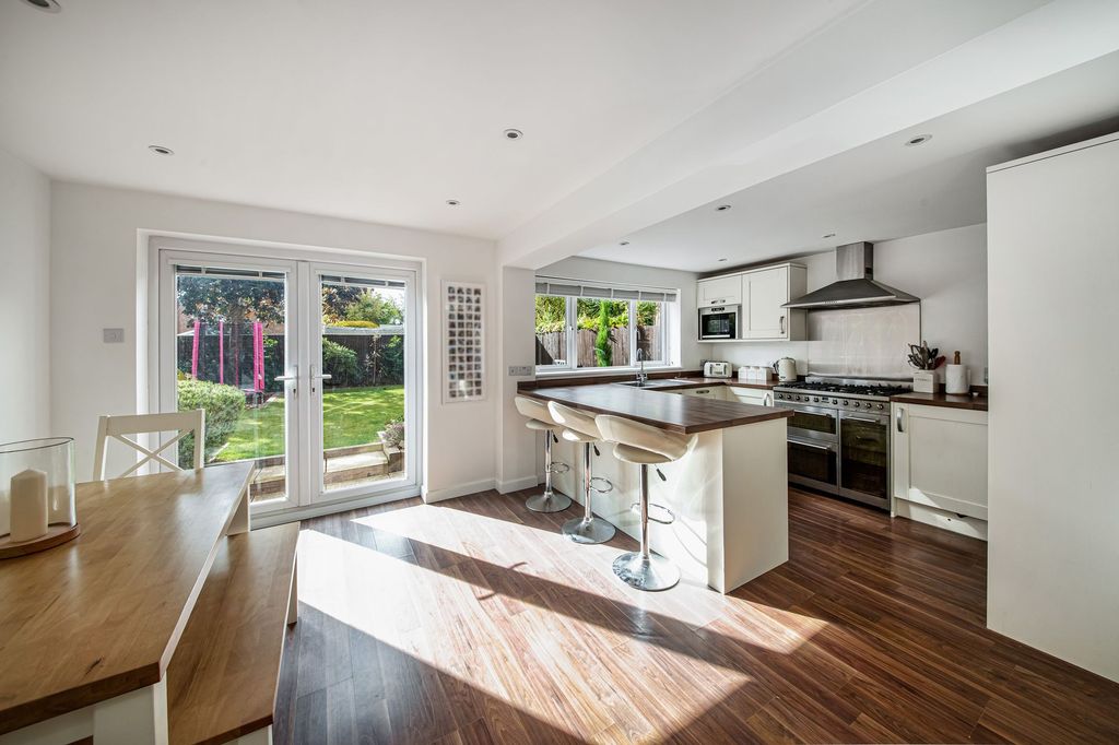 Additional image 2 of 4 bed detached house for saleHanson Road, Abingdon OX14