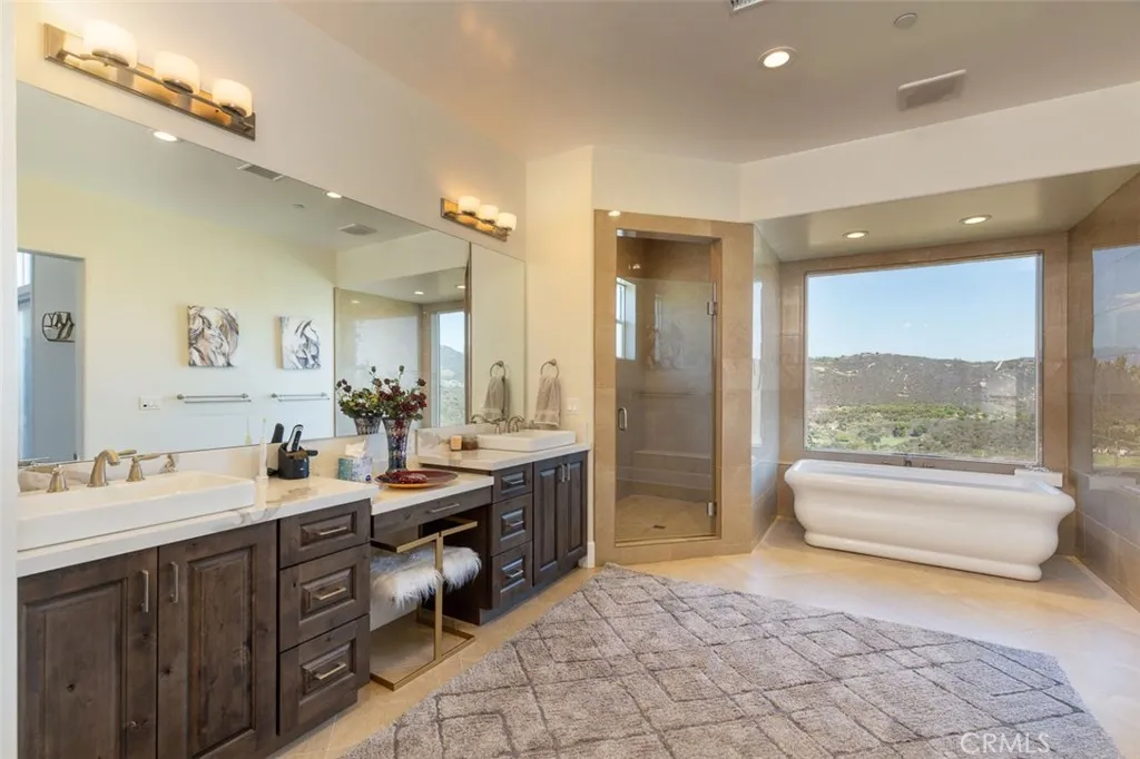 Additional image 17 of 2260 Panoramic Way, Vista, CA 92084