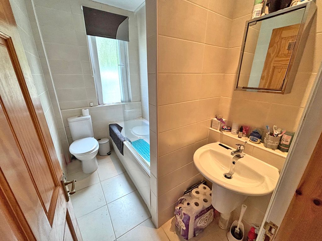 Additional image 11 of 2 bed flat for saleEast Bay, Mallaig PH41