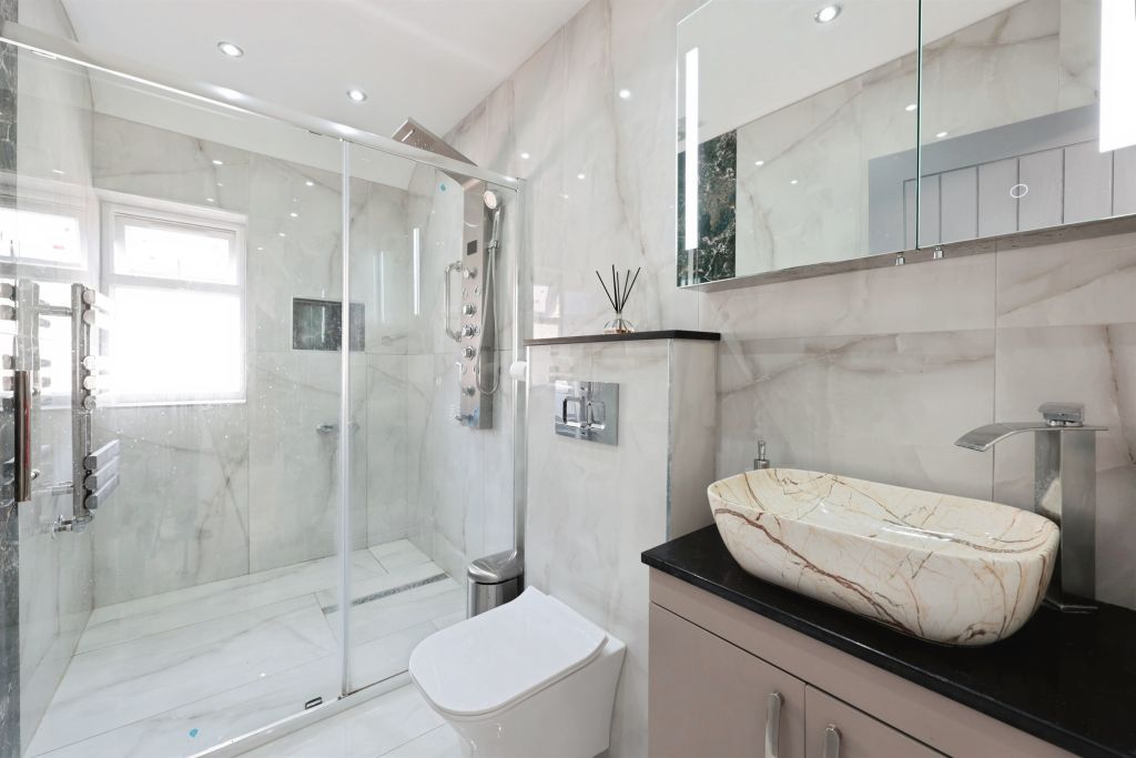 Additional image 12 of 3 bed semi-detached bungalow for saleCompton Place, Watford WD19