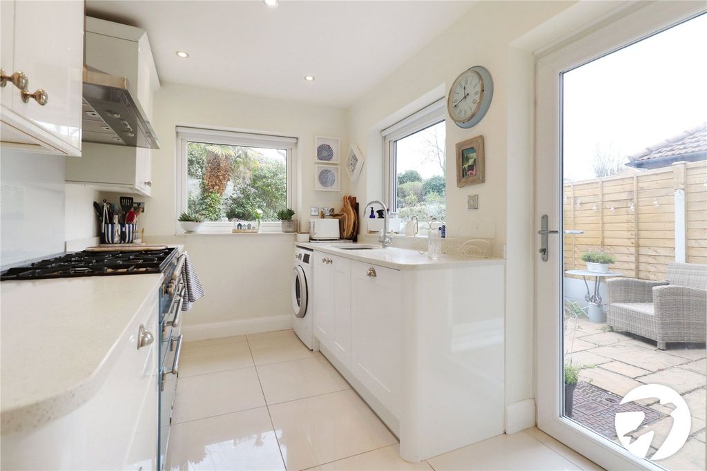 Additional image 8 of 3 bed semi-detached house for saleFremantle Road, Belvedere DA17