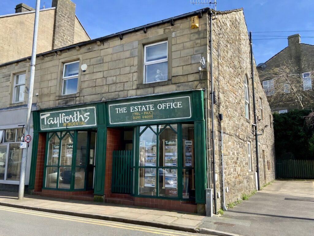 37/37a Church Street, Barnoldswick, BB18 5UR