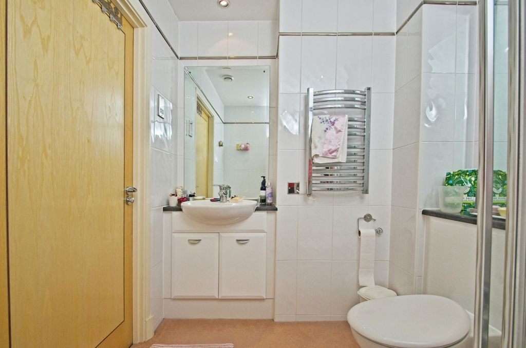 Additional image 9 of 2 bed flat for saleHavannah Street, Cardiff CF10