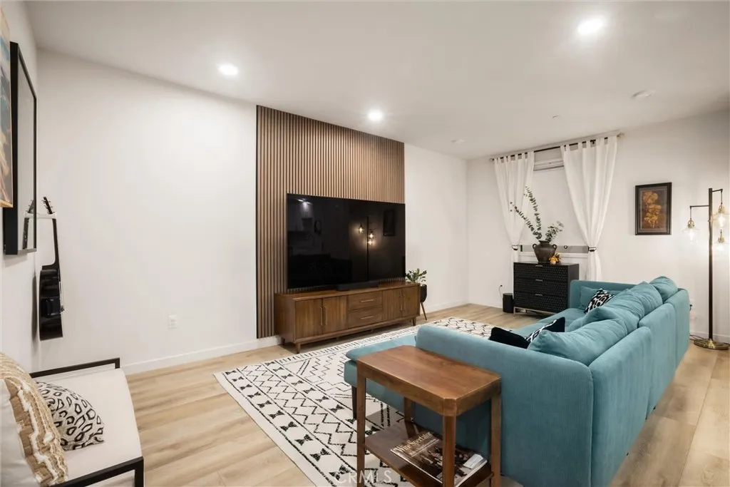2475 Victoria St, San Luis Obispo, CA 93401 photo 5