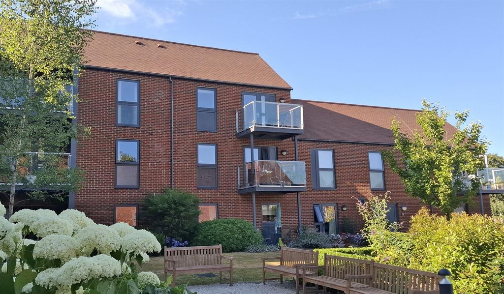 Additional image 29 of 1 bed flat for saleWayfarer Place, The Dean, Alresford SO24