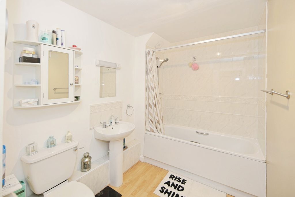 Additional image 10 of 2 bed flat for saleBlack-A-Tree Road, Nuneaton, Warwickshire CV10