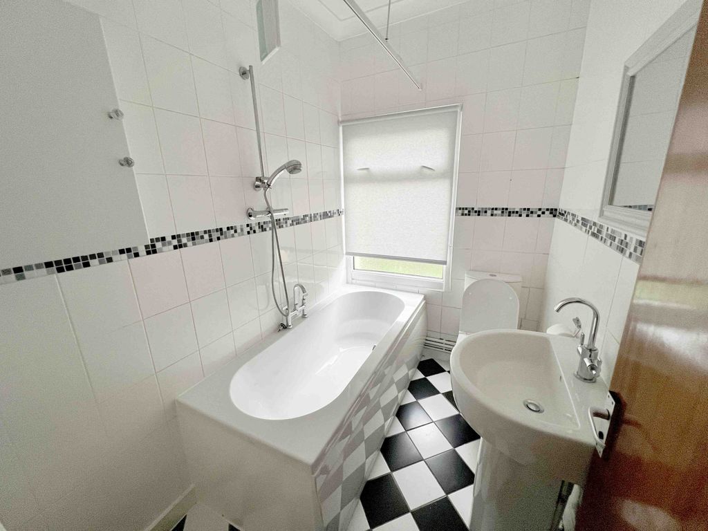 Additional image 5 of 2 bed flat for saleSt. Teilo Street, Pontarddulais, Swansea SA4