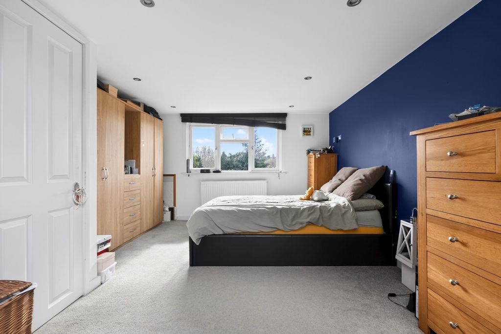 Additional image 17 of 3 bed terraced house for saleBishops Wood, Woking GU21