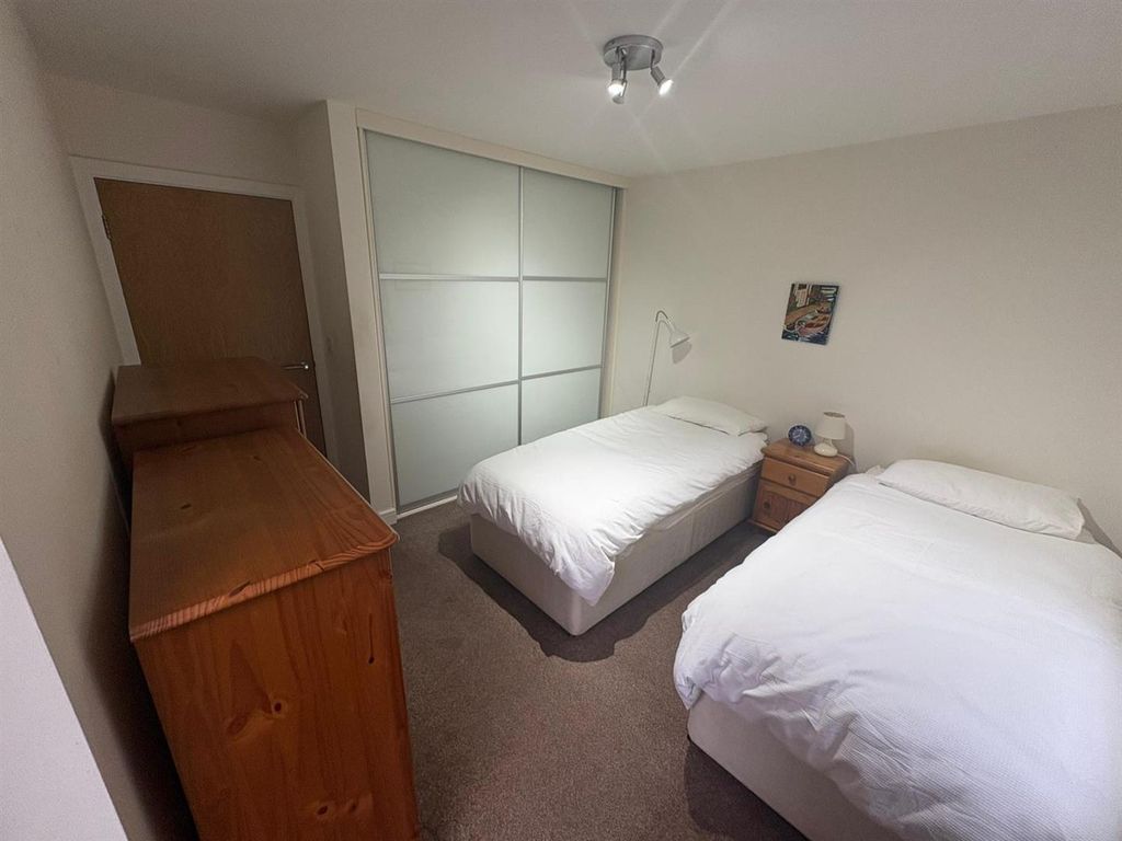 Additional image 13 of 2 bed flat for saleMarine Road, Rhos On Sea, Colwyn Bay LL28