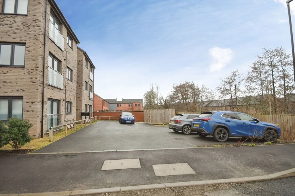 Additional image 9 of 1 bed flat for saleLaver Drive, Chesterfield, Derbyshire S41