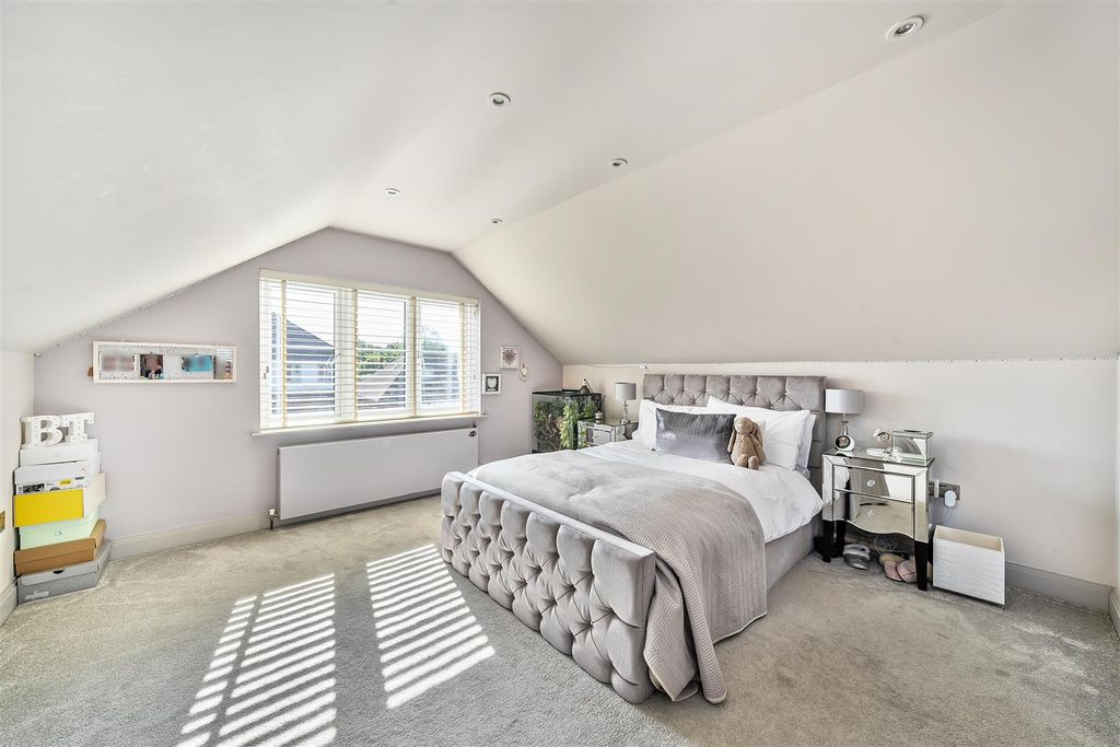 Additional image 6 of 4 bed detached house for saleWest Farm Close, Ashtead KT21