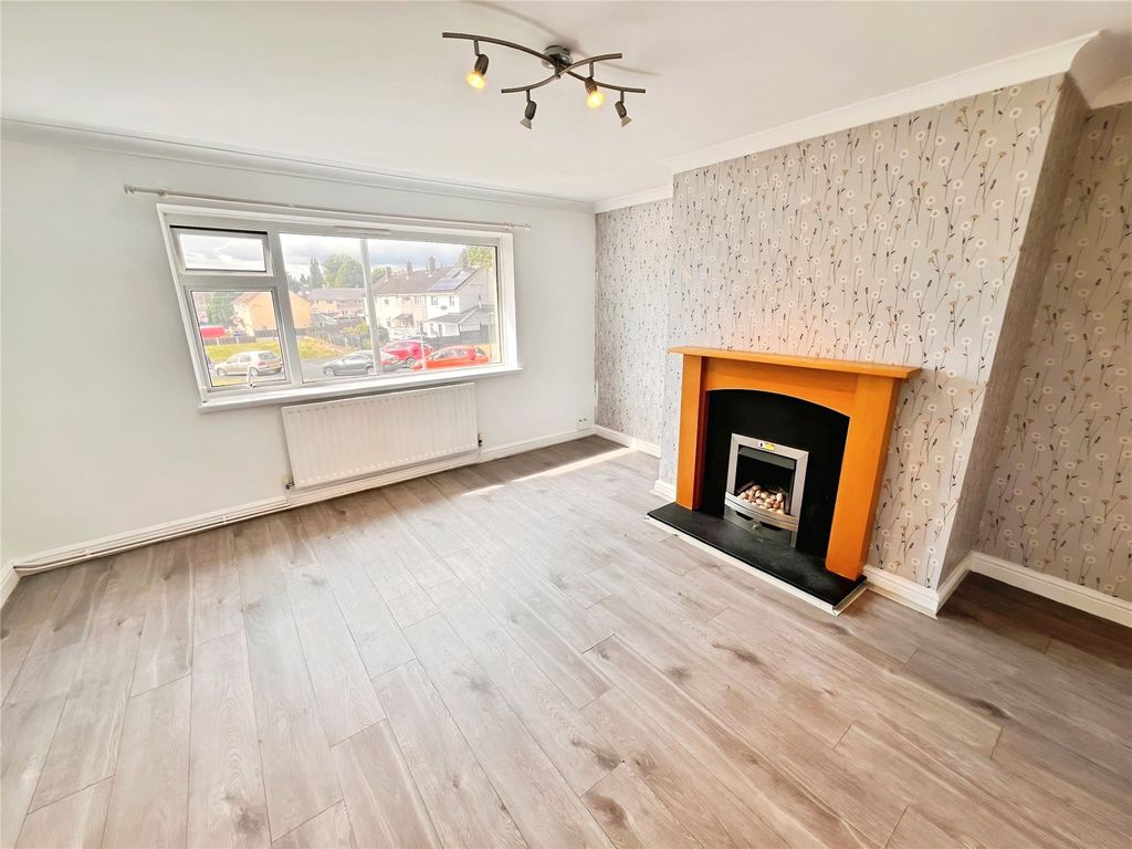 Additional image 3 of 2 bed maisonette for saleManor Crescent, Burton-On-Trent, Staffordshire DE15