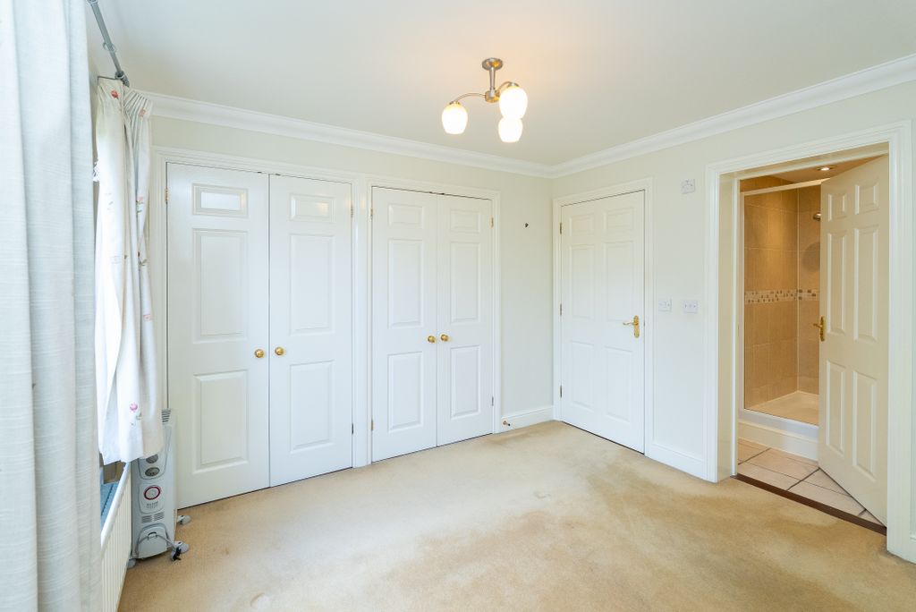 Additional image 5 of 2 bed flat for saleAshurst Place, Dorking RH4