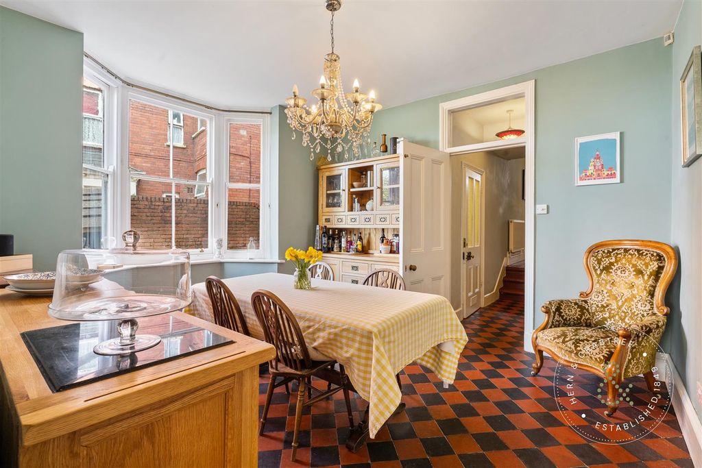 Additional image 6 of 5 bed semi-detached house for saleFields Park Road, Newport NP20