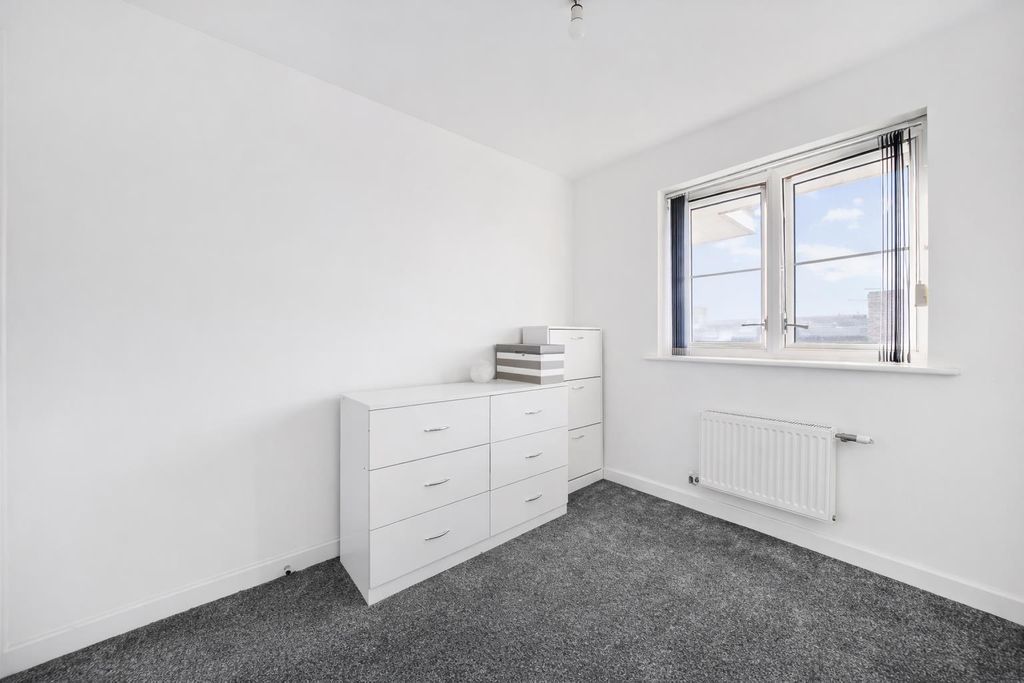 Additional image 9 of 2 bed flat for saleKings Crescent, Aylesford ME20