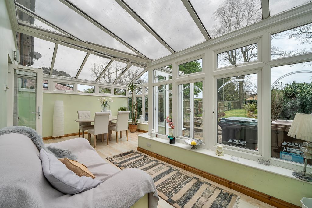 Additional image 12 of 4 bed end terrace house for saleLapwing Way, Abbots Langley, Hertfordshire WD5