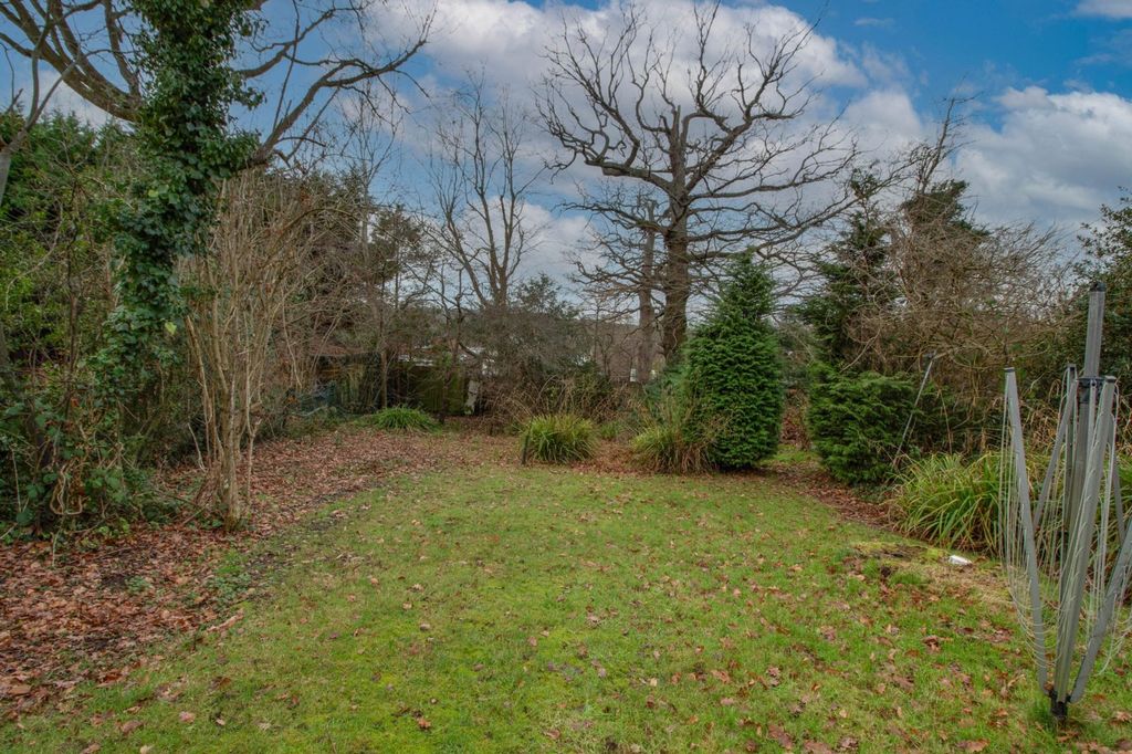 Additional image 12 of 3 bed detached house for saleGreenfield Avenue, Carpenders Park, Watford WD19
