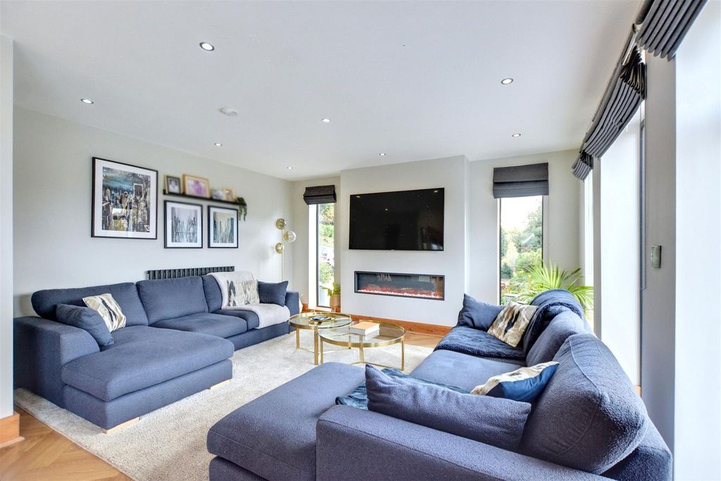 Additional image 2 of 4 bed detached house for saleHillside, Castle Donington DE74