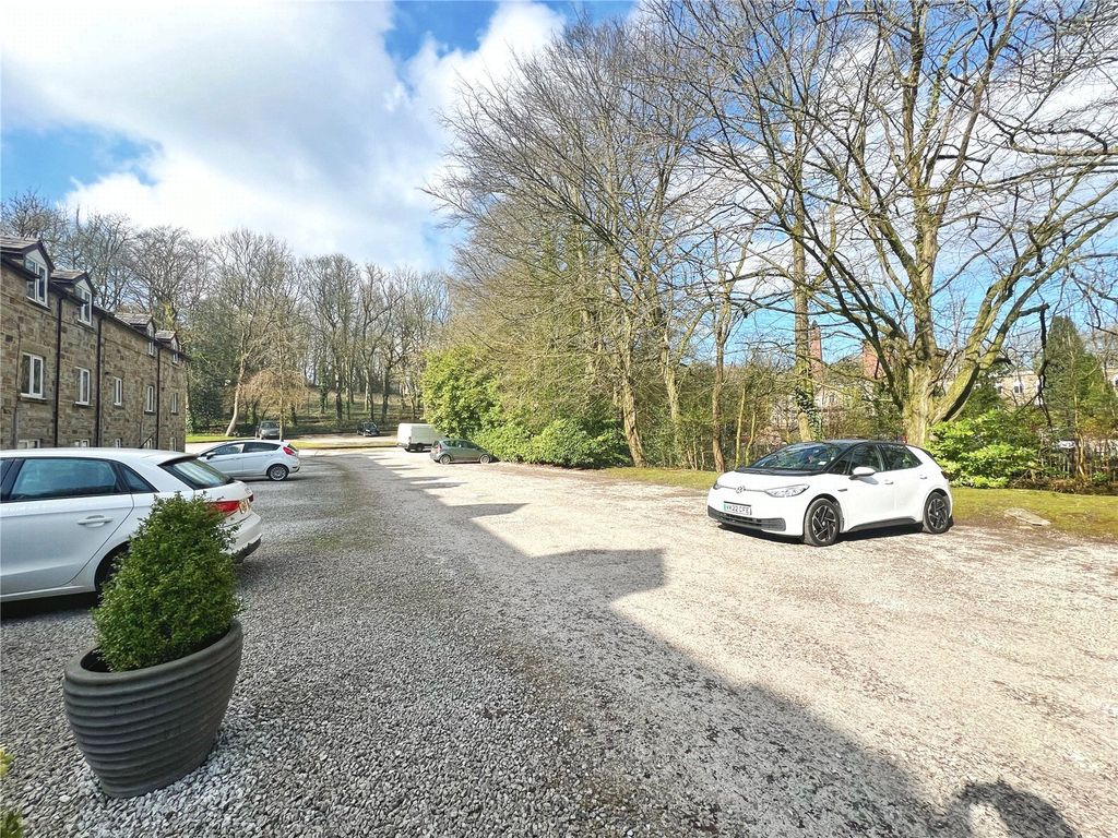 Additional image 12 of 2 bed flat for saleOldham Road, Ashton-Under-Lyne, Greater Manchester OL7