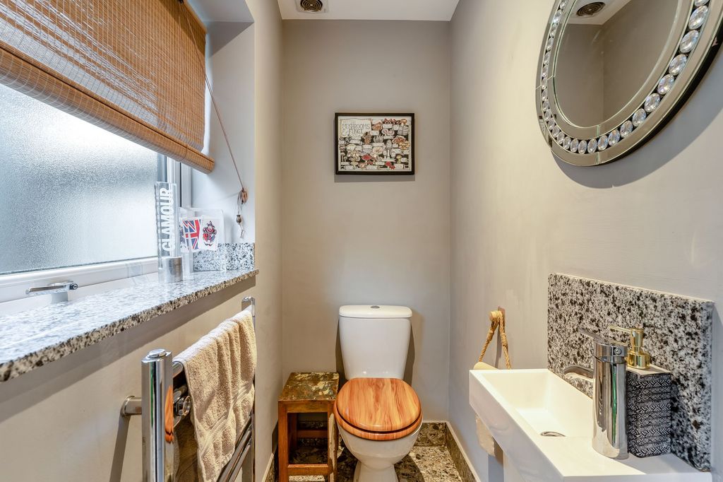 Additional image 13 of 4 bed semi-detached house for saleOld Village Road, Barry CF62