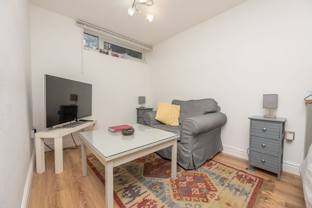 Additional image 11 of 3 bed terraced house for saleHenley Street, Alcester B49
