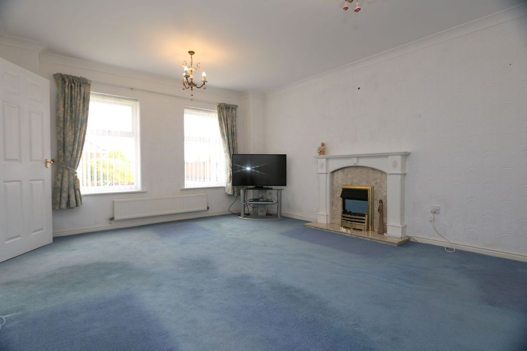 Additional image 9 of 4 bed property for saleMarine Drive, Barry CF62