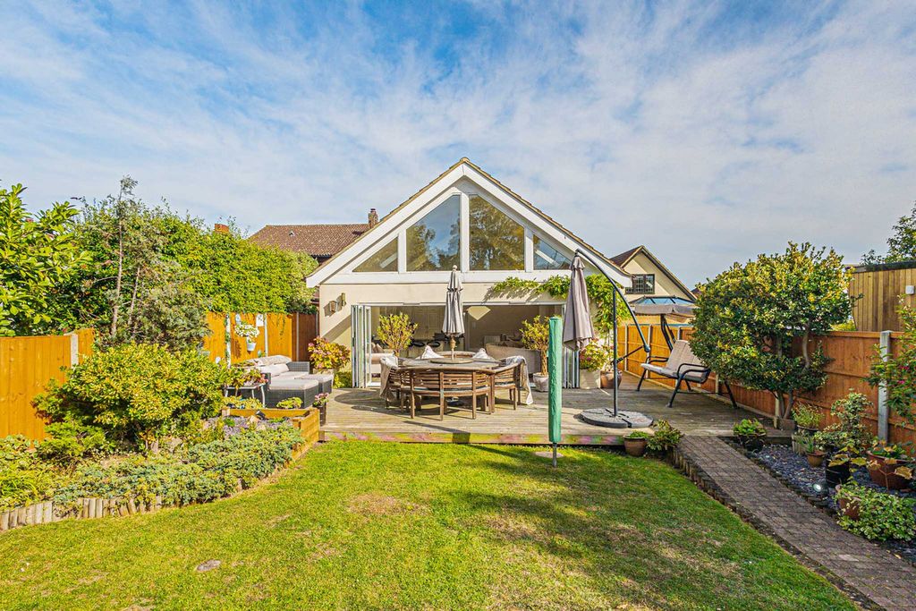 Additional image 46 of 5 bed detached house for saleHigh Road, Benfleet SS7