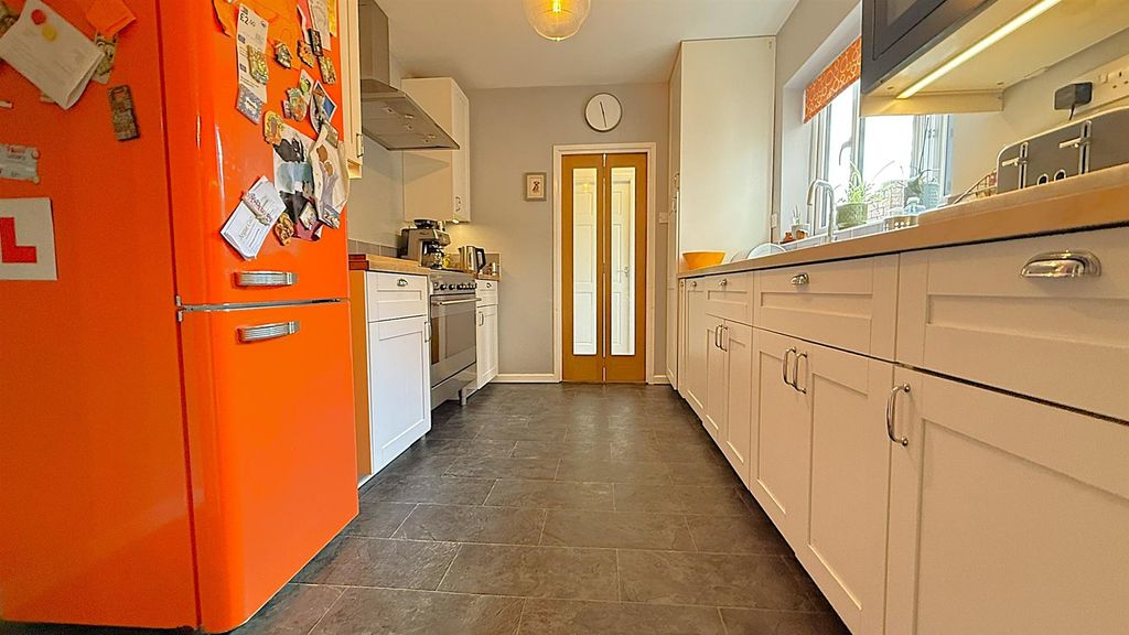 Additional image 7 of 5 bed terraced house for saleFranklin Road, Birmingham B30