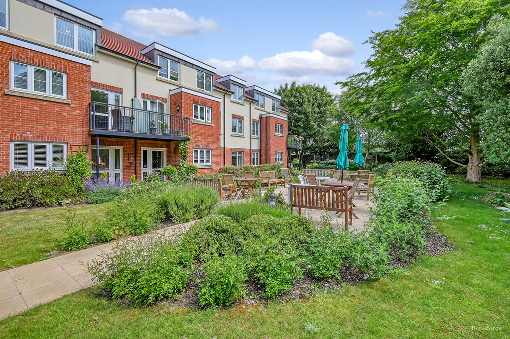 Additional image 15 of 1 bed flat for saleLaindon Road, Billericay CM12
