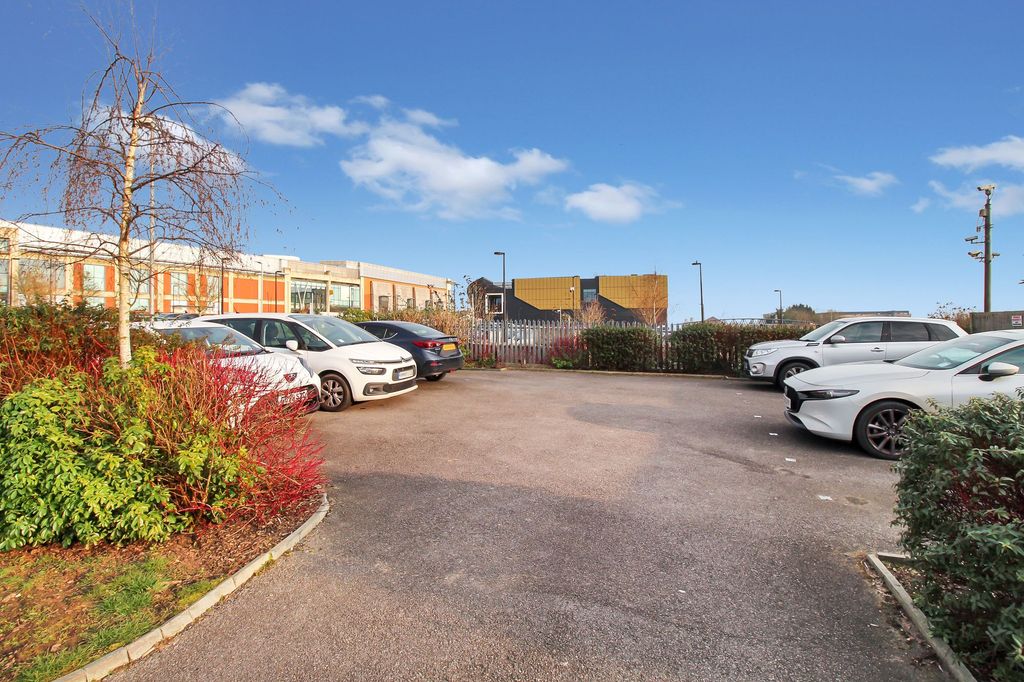 Additional image 3 of 2 bed flat for saleGodinton Road, Ashford TN23