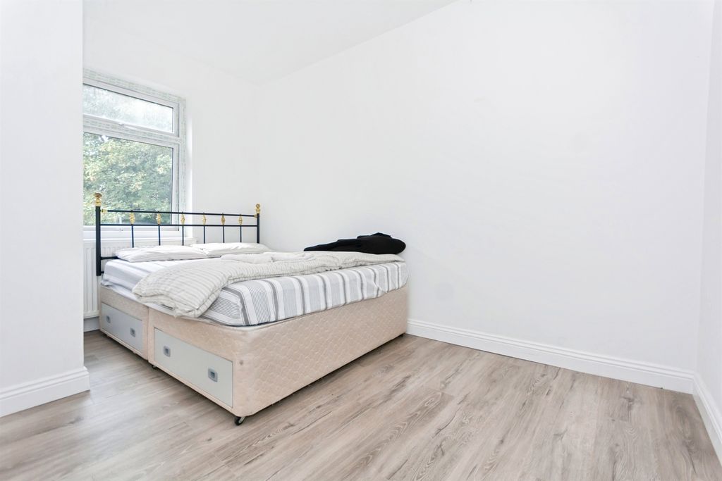 Additional image 12 of 5 bed terraced house for saleLifford Lane, Birmingham B30